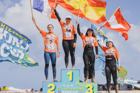 Kylie-Belloeuvre-Mar-De-Arce-Nia-Suardiaz-Viola-Lippitsch-Lukas-K-Stiller