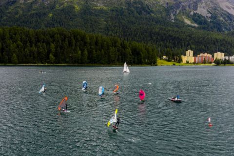 Vanora Engadinwind by Dakine 2020. 

Wing Foil Exhibition.

Wing Foil exhibition event by the newly founded GWA Global Wingsports Association. The contest is runned in the disciplines racing and freestyle, on Sunday August 16 on Lake St. Moritz and on Monday, August 17 on Lake Sivaplana.
14 September, 2017

© Sailing Energy / Engadinwind 2020