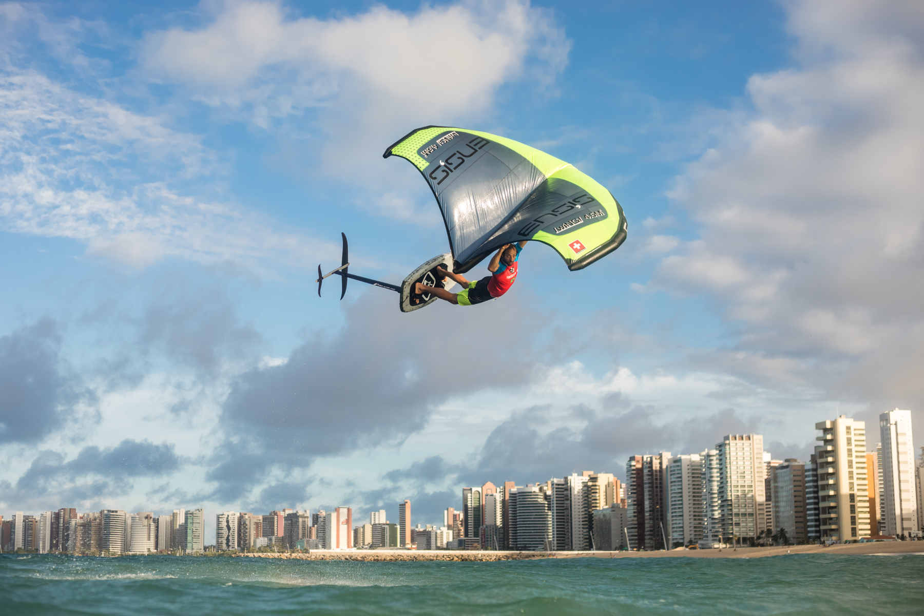 Competition Insights: GWA Superfoil Brasil