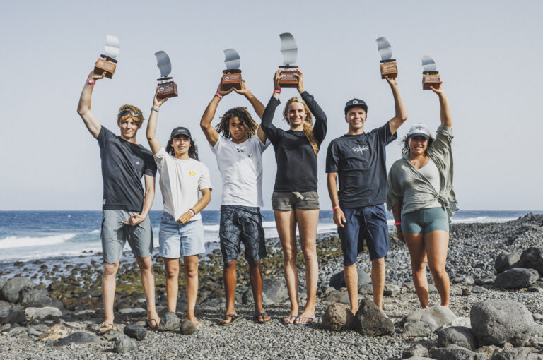 Image for Castenskiold and Schlittenbauer crowned 2025 Surf-Freestyle World Champions